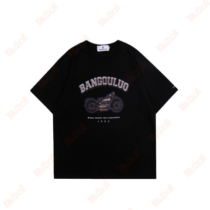 black t shirt
